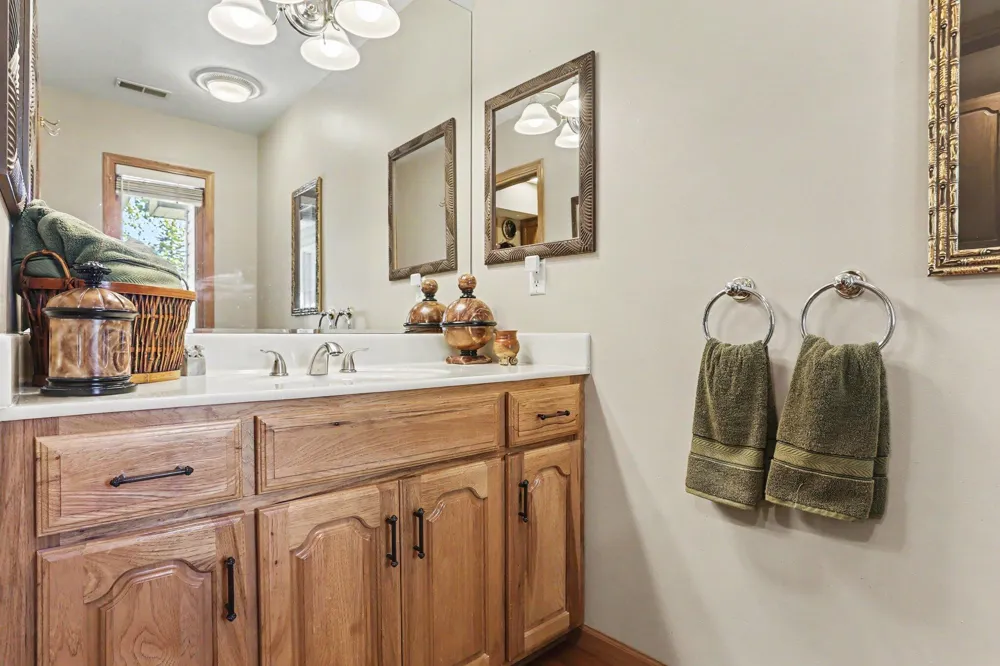 930 Nature Lane Kinderhook Township, MI 49255