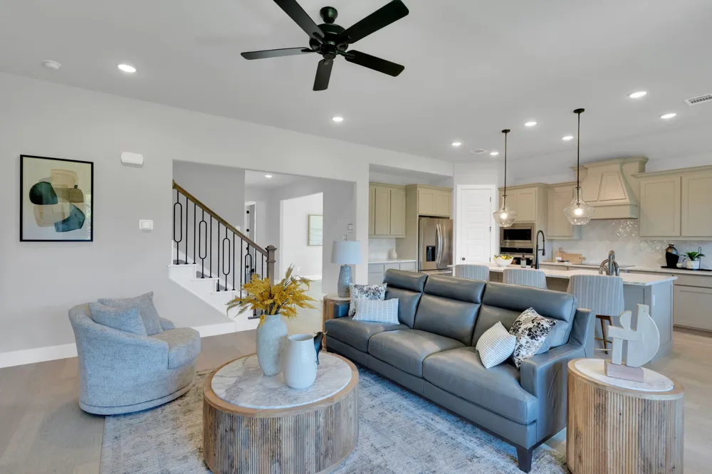 1908 Barrix Lane DeSoto, TX 75115