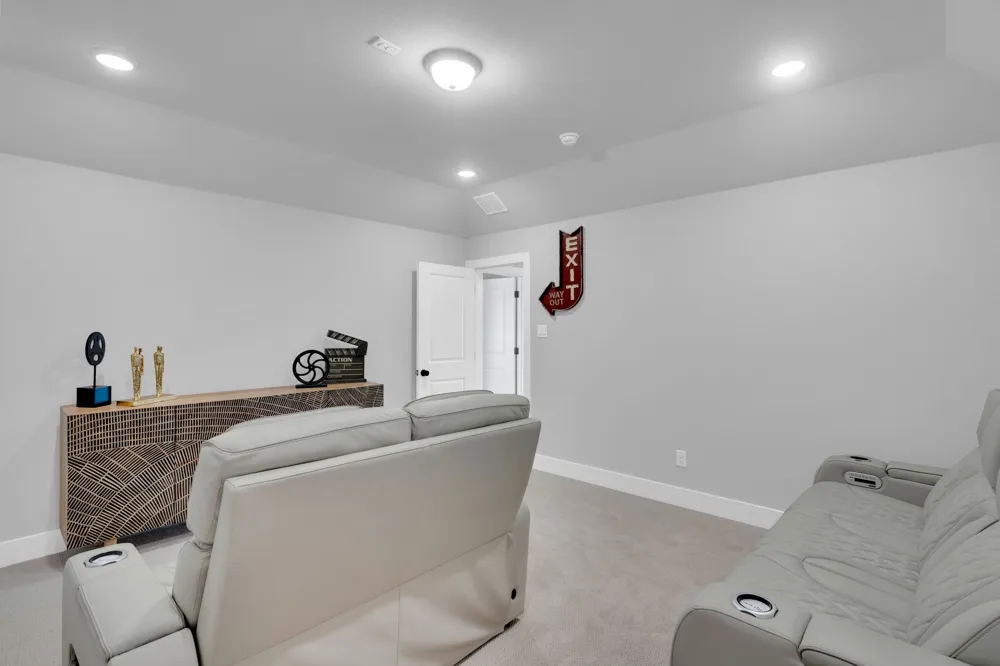 1908 Barrix Lane DeSoto, TX 75115