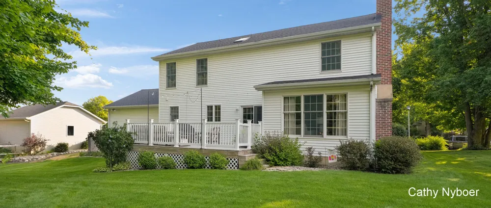 2328 Palm Dale Drive SW Wyoming, MI 49519