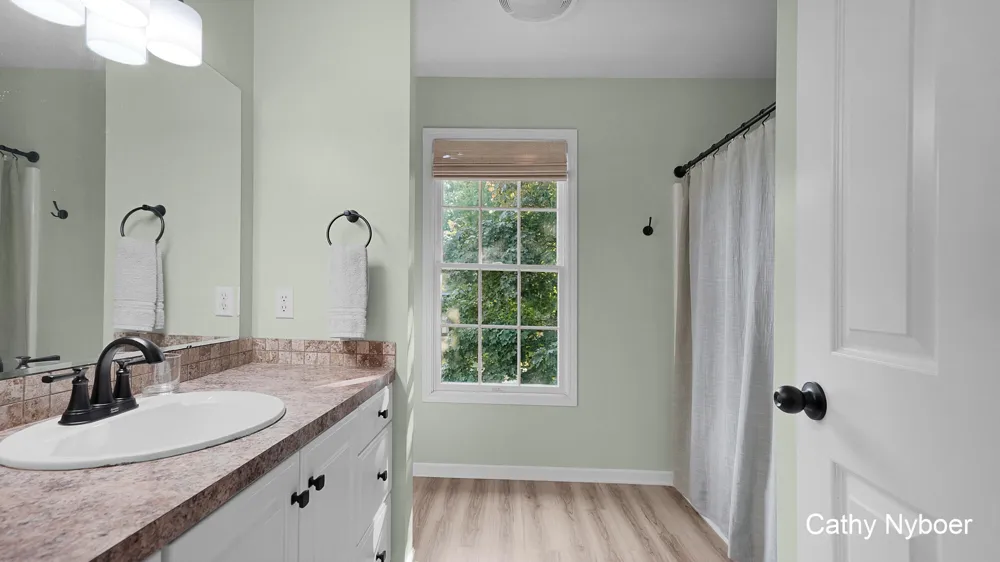 2328 Palm Dale Drive SW Wyoming, MI 49519