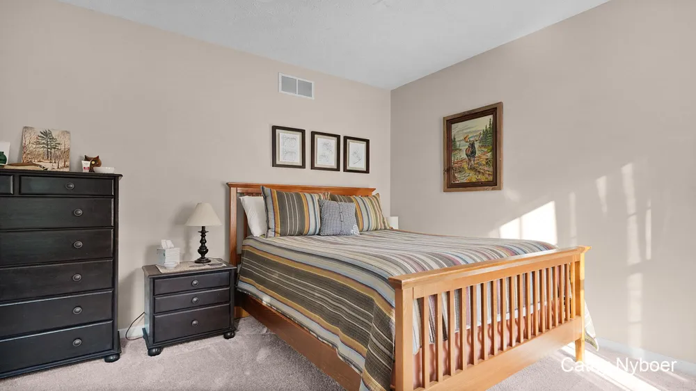 2328 Palm Dale Drive SW Wyoming, MI 49519
