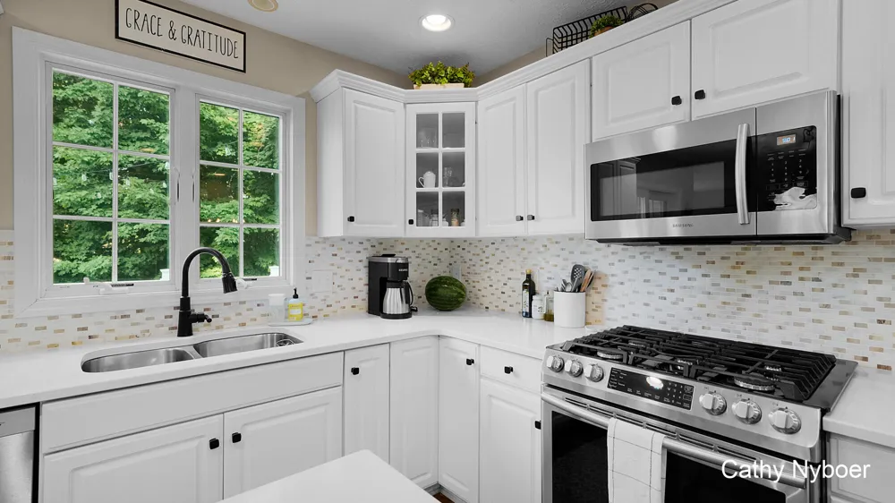 2328 Palm Dale Drive SW Wyoming, MI 49519