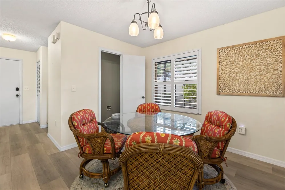 4096 CENTER POINTE PLACE #20B Sarasota, FL 34233