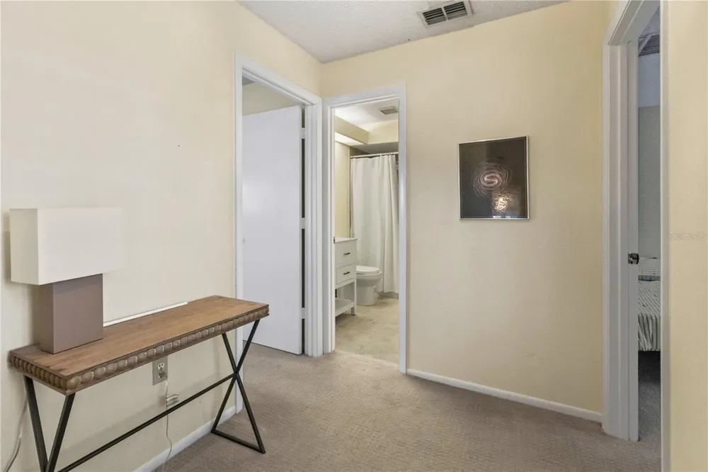 4096 CENTER POINTE PLACE #20B Sarasota, FL 34233