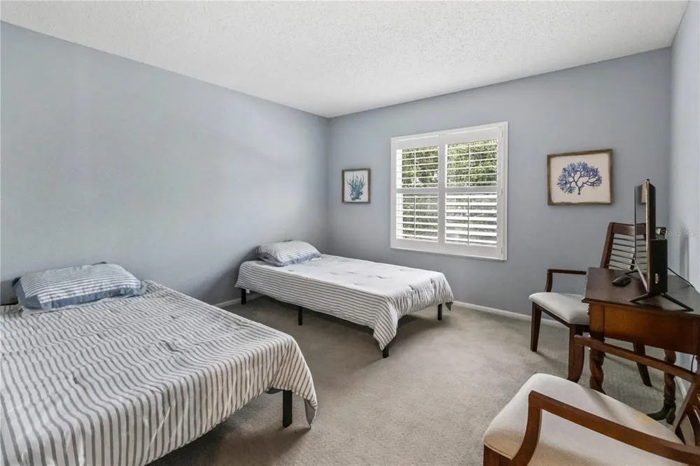 4096 CENTER POINTE PLACE #20B Sarasota, FL 34233