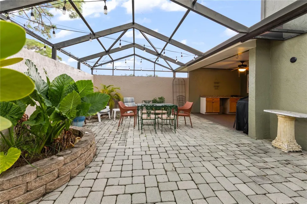 4096 CENTER POINTE PLACE #20B Sarasota, FL 34233