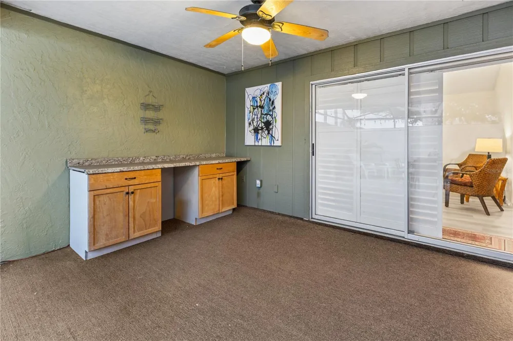 4096 CENTER POINTE PLACE #20B Sarasota, FL 34233