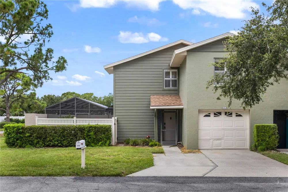 4096 CENTER POINTE PLACE #20B Sarasota, FL 34233