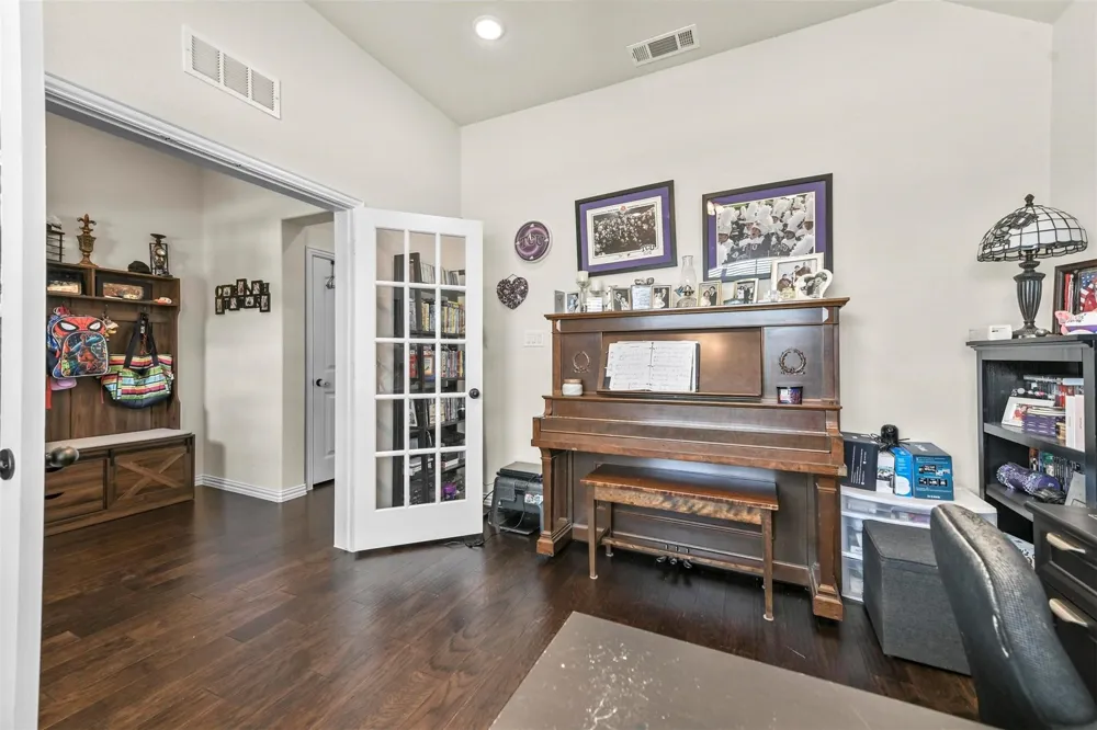 15049 Ted Trail Aledo, TX 76008
