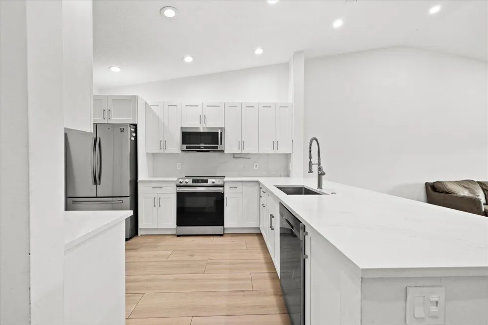 10352 MATEO COURT Boca Raton, FL 33498