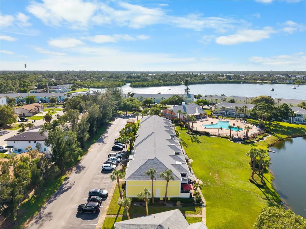 111 SEAHORSE DRIVE SE #A St Petersburg, FL 33705