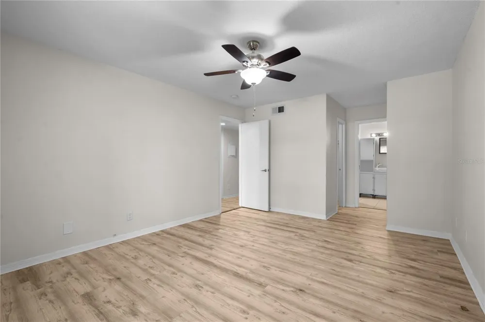 111 SEAHORSE DRIVE SE #A St Petersburg, FL 33705