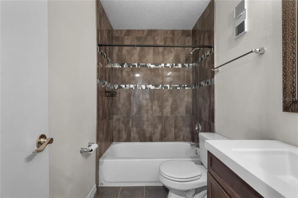 111 SEAHORSE DRIVE SE #A St Petersburg, FL 33705