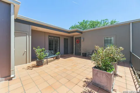 7711 BROADWAY Unit 20B