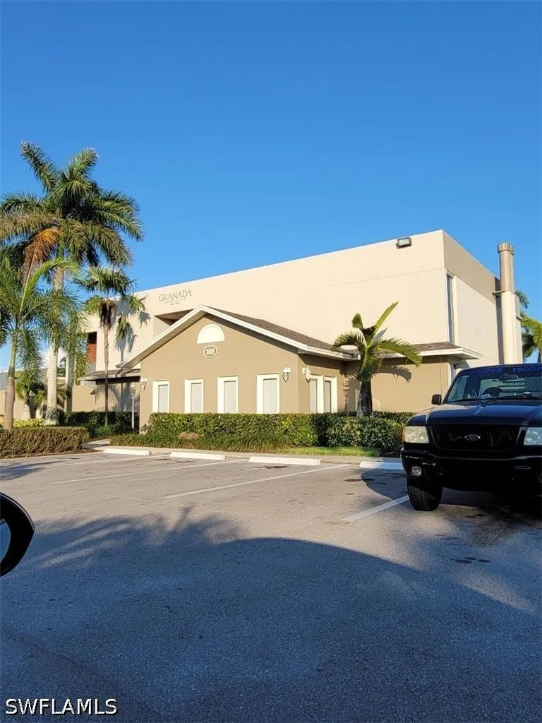 Santa Clara Drive #190-4 Naples, FL 34104