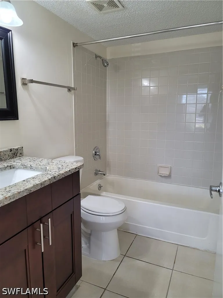 Santa Clara Drive #190-4 Naples, FL 34104