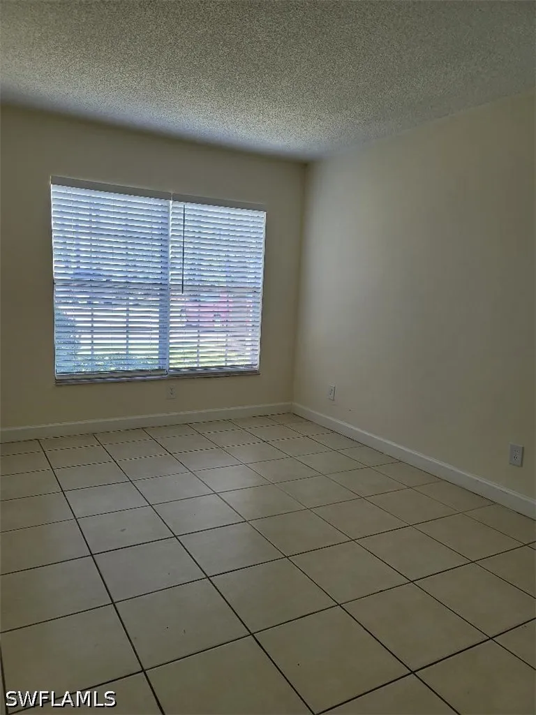 Santa Clara Drive #190-4 Naples, FL 34104