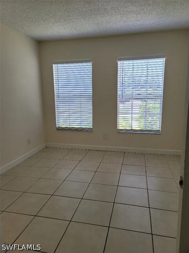 Santa Clara Drive #190-4 Naples, FL 34104