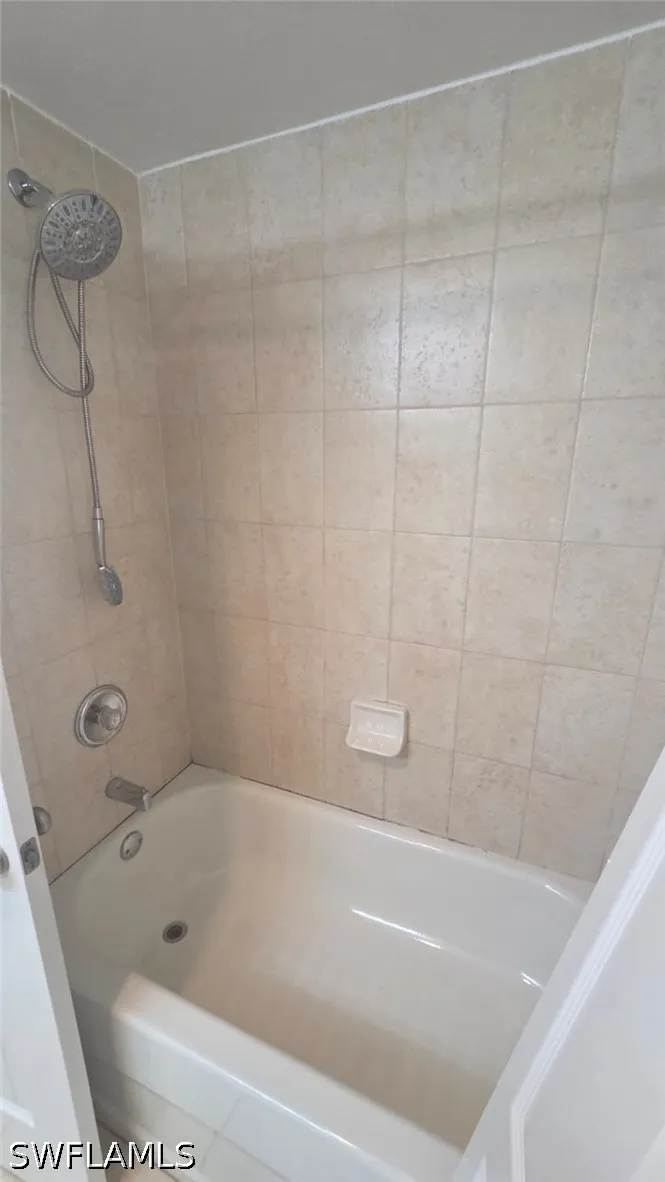 Castilla Circle #103 Fort Myers, FL 33916