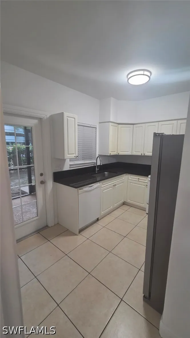 Castilla Circle #103 Fort Myers, FL 33916