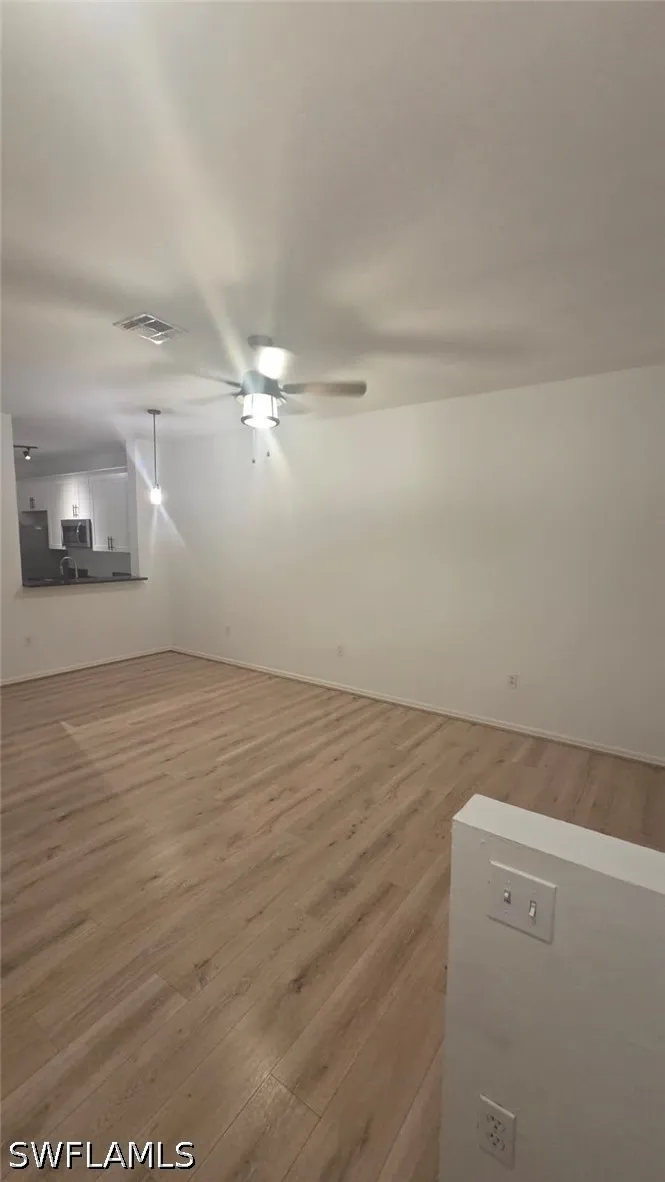 Pine Oak Circle #107 Fort Myers, FL 33916