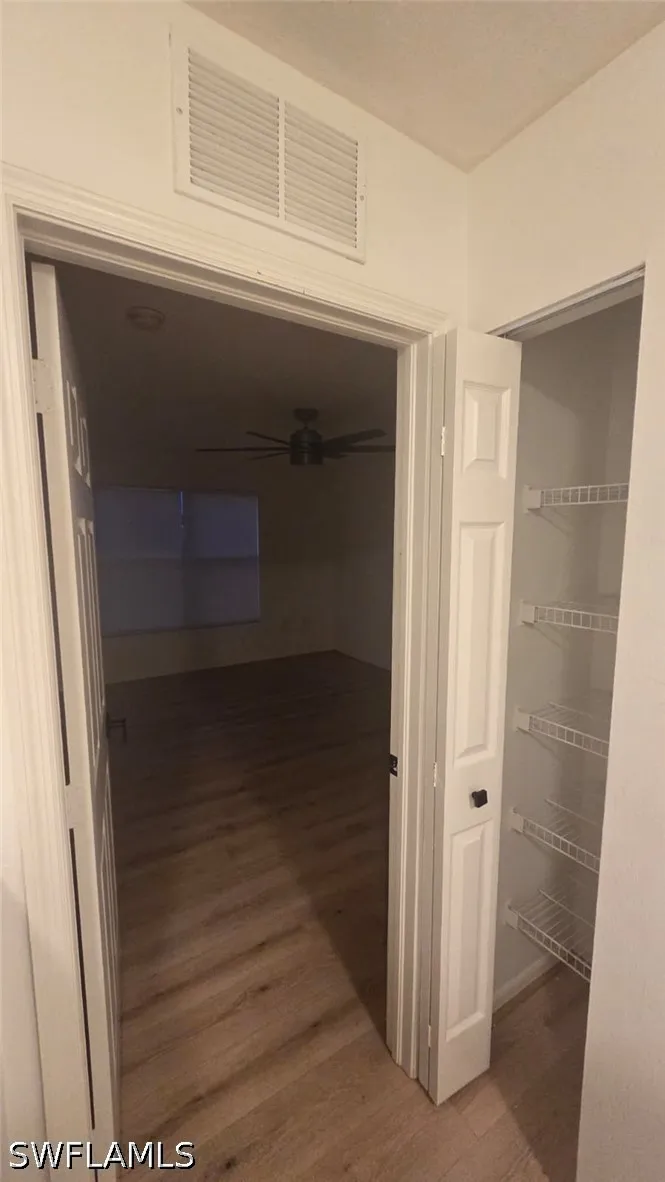 Pine Oak Circle #107 Fort Myers, FL 33916