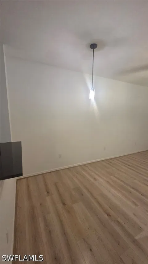 Pine Oak Circle #107