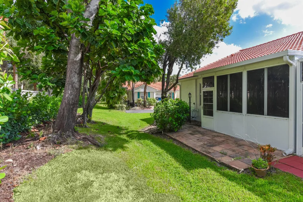 15191 IXORA ROAD Delray Beach, FL 33484