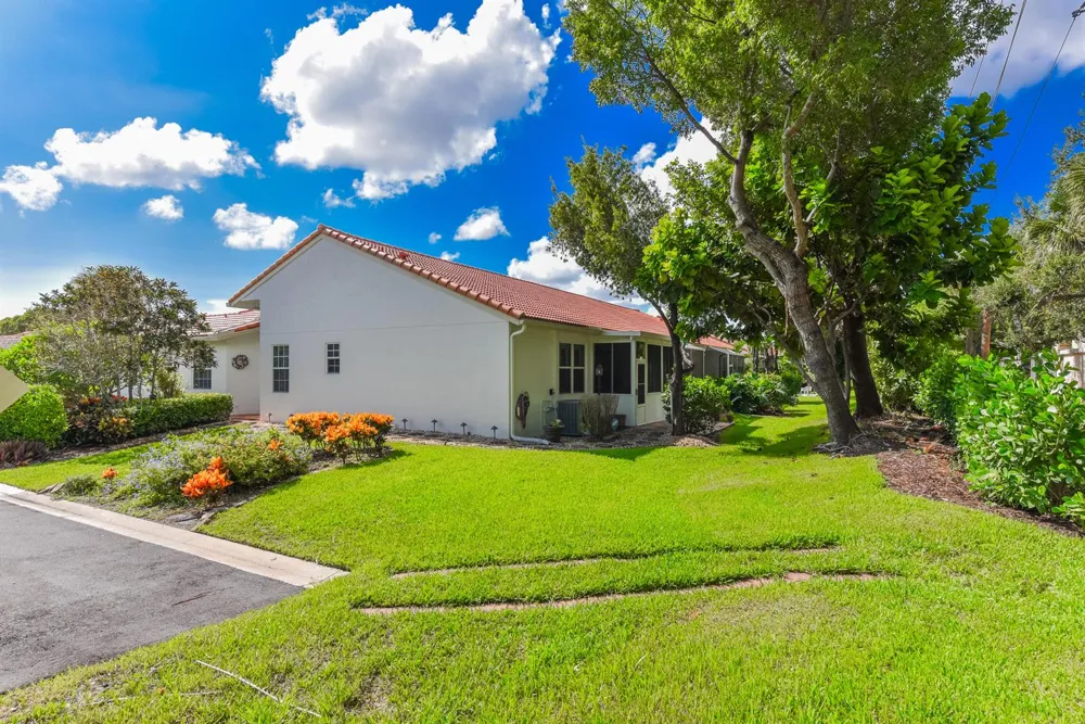15191 IXORA ROAD Delray Beach, FL 33484