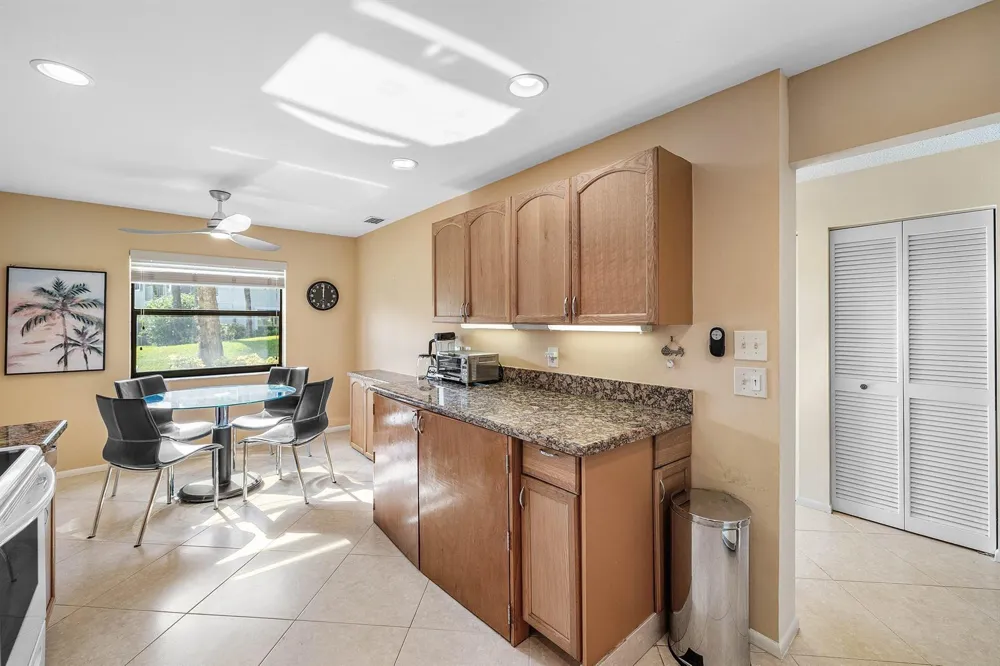 61 Eastgate Drive #C Boynton Beach, FL 33436