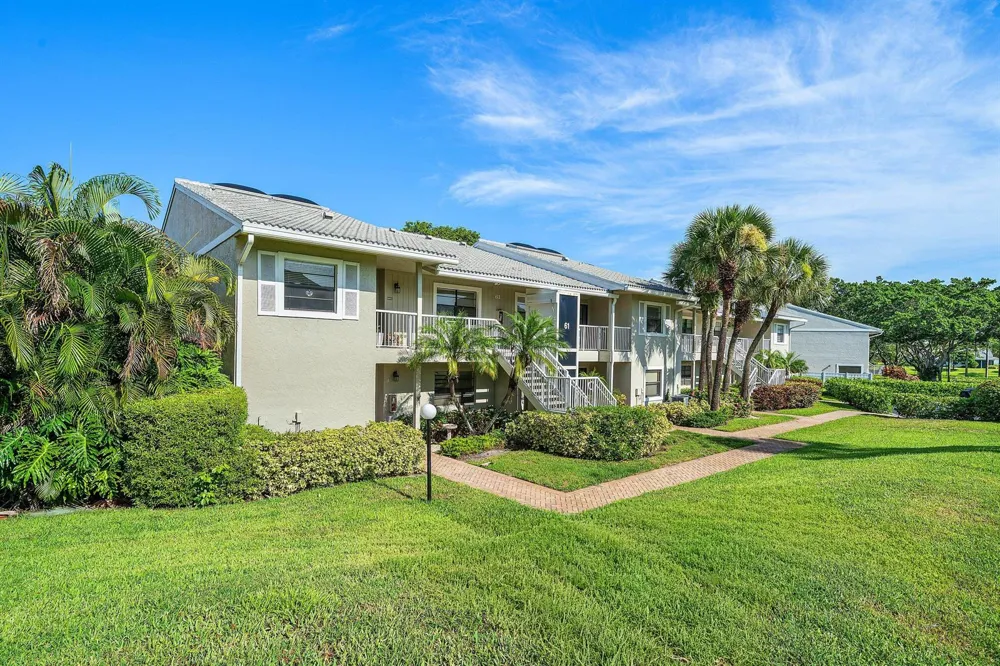 61 Eastgate Drive #C Boynton Beach, FL 33436