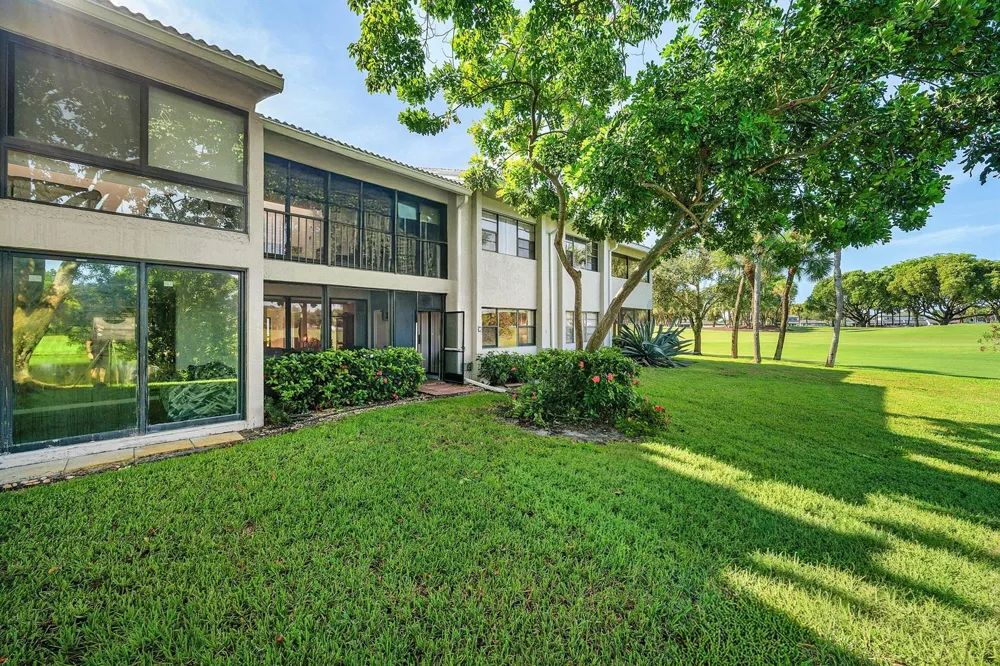 61 Eastgate Drive #C Boynton Beach, FL 33436