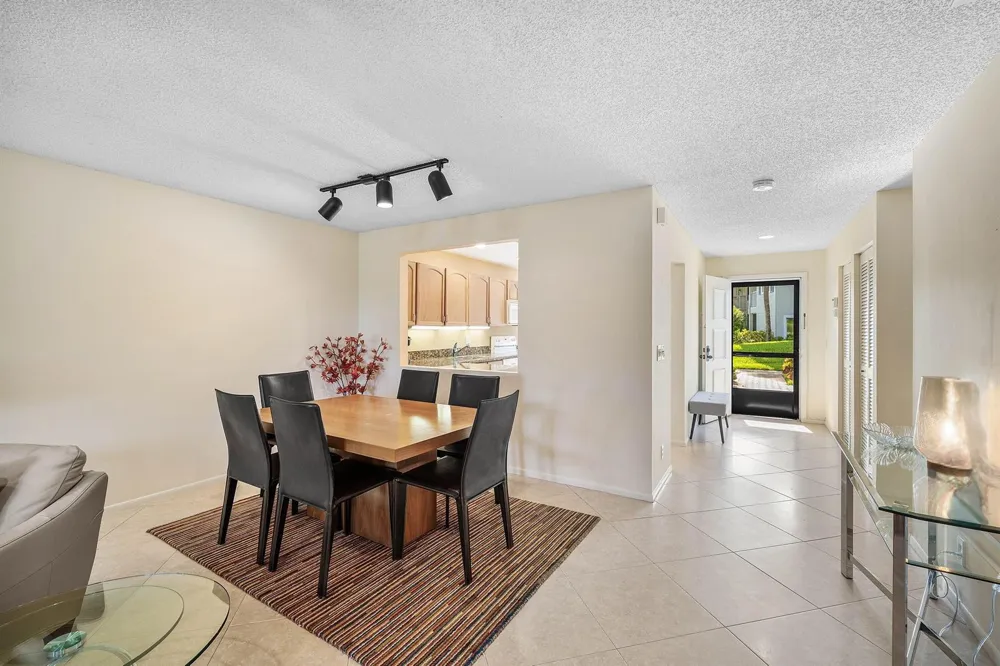 61 Eastgate Drive #C Boynton Beach, FL 33436