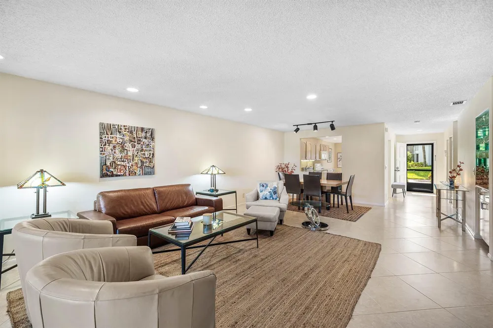 61 Eastgate Drive #C Boynton Beach, FL 33436