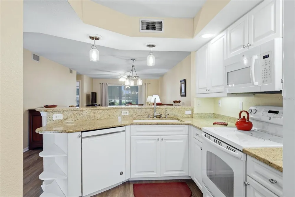 5725 GREENWOOD AVENUE #9103 North Port, FL 34287