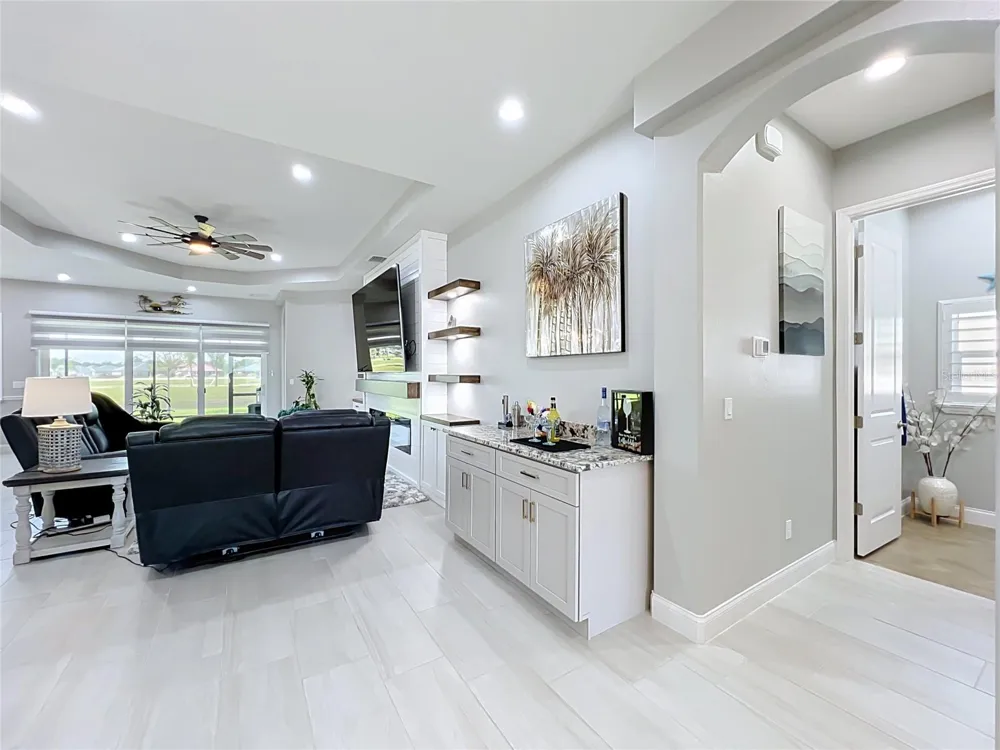 1576 LAKE RESERVE DRIVE Deland, FL 32724