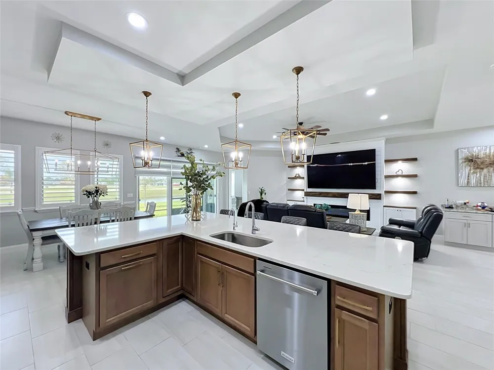 1576 LAKE RESERVE DRIVE Deland, FL 32724
