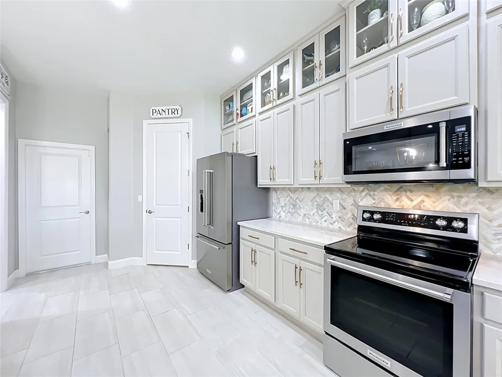1576 LAKE RESERVE DRIVE Deland, FL 32724