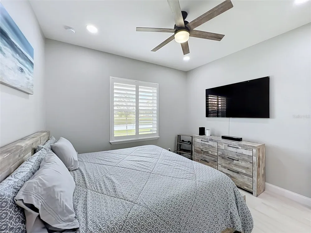1576 LAKE RESERVE DRIVE Deland, FL 32724