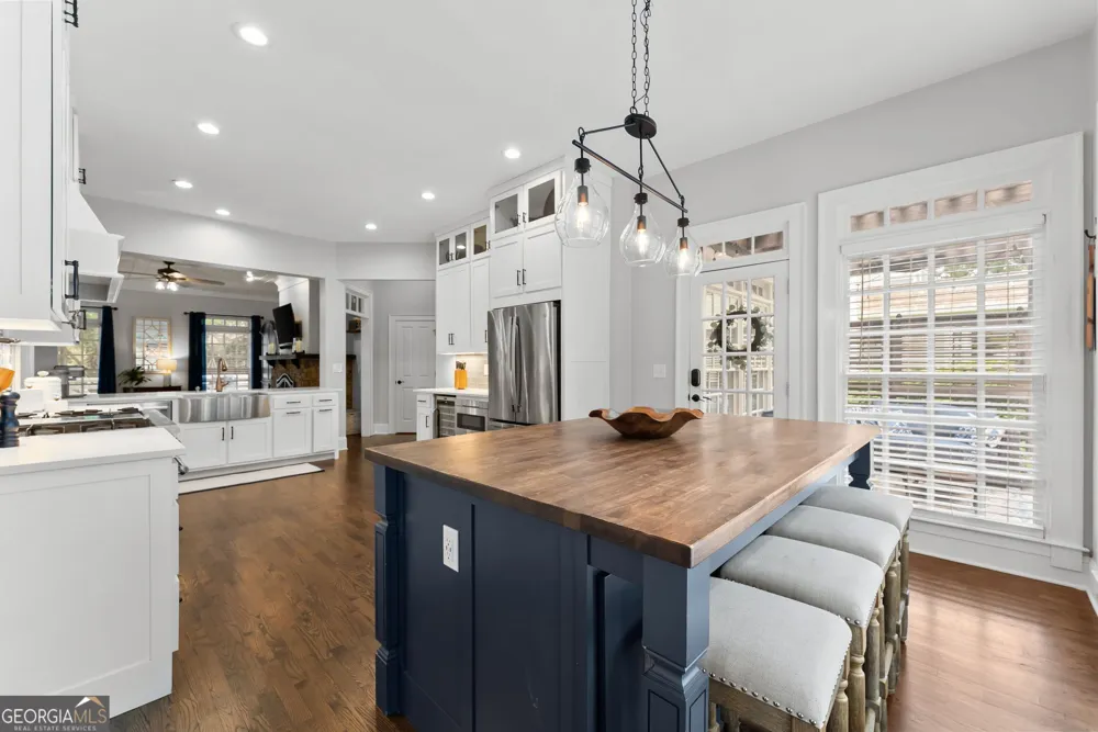 311 Waterfront Park LN Dawsonville, GA 30534