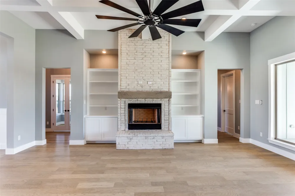 560 Aermotor Loop Weatherford, TX 76085