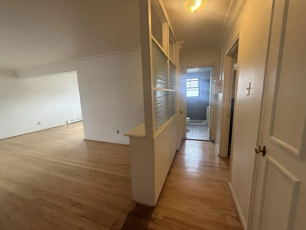 22673 Garrison Street #108 Dearborn, MI 48124