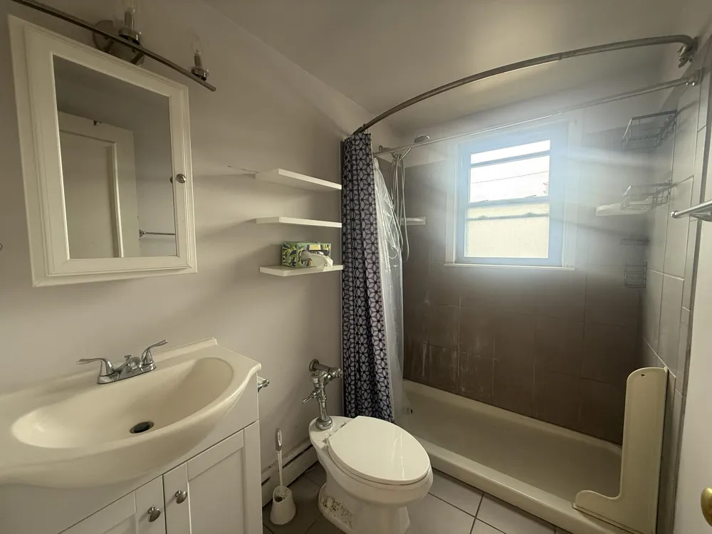 22673 Garrison Street #108 Dearborn, MI 48124