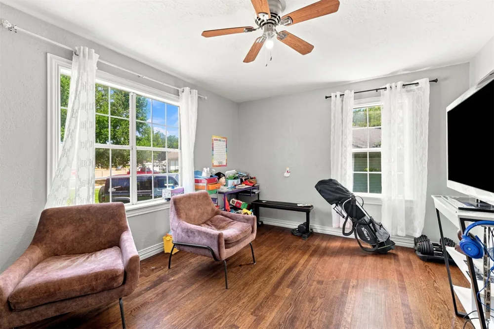 1001 Donna Sue Durant, OK 74701