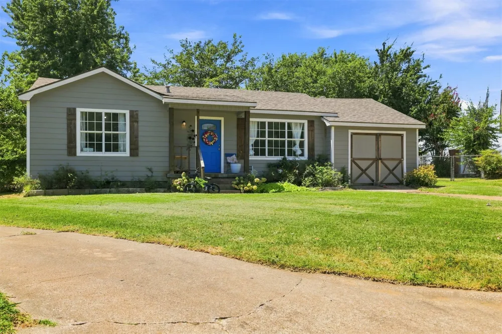 1001 Donna Sue Durant, OK 74701