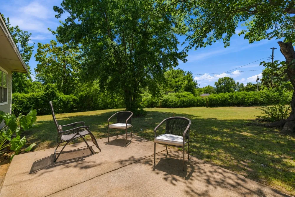 1001 Donna Sue Durant, OK 74701