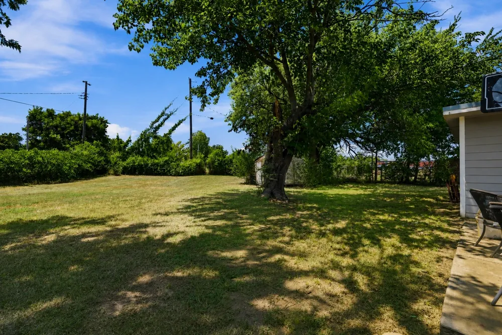 1001 Donna Sue Durant, OK 74701