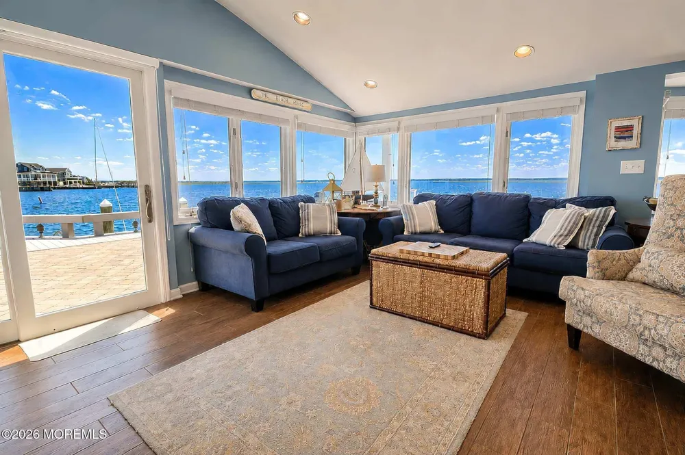 263 Bay Beach Way Lavallette, NJ 08735