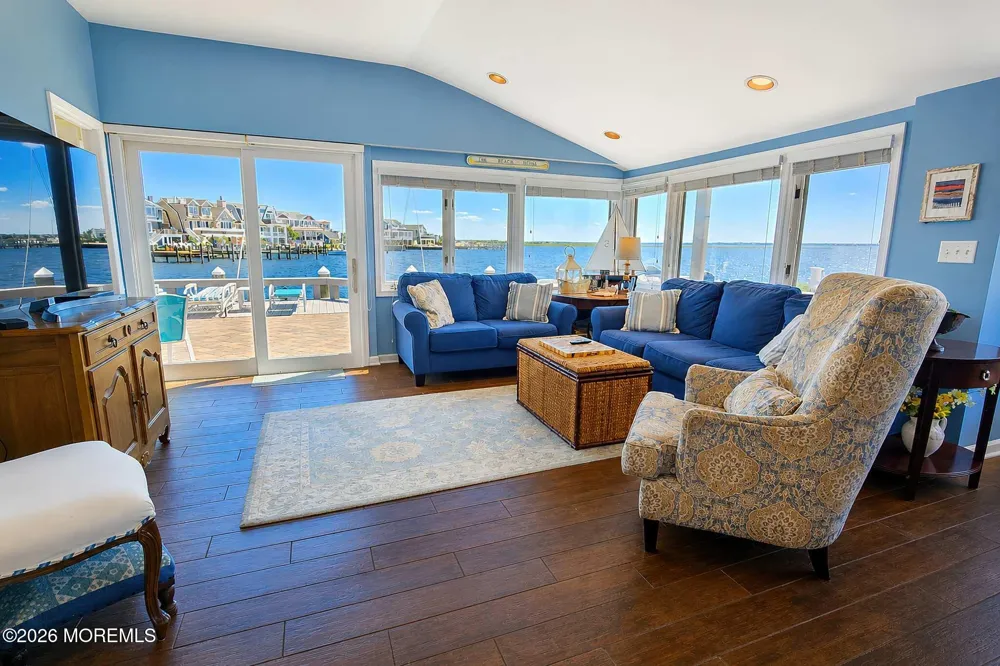 263 Bay Beach Way Lavallette, NJ 08735